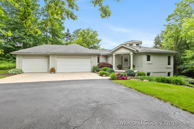 front view picture of 2929 16Th Avenue, Hudsonville, MI. 49426