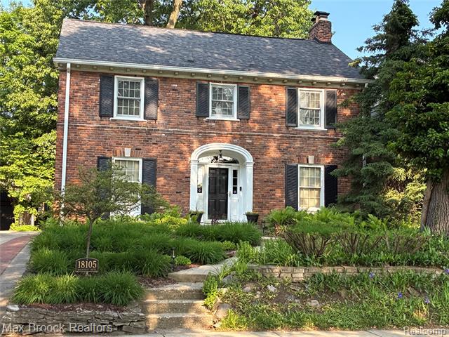 front view picture of 18105 Birchcrest Drive, Detroit, MI. 48221