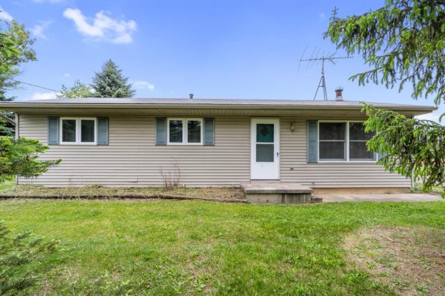front view picture of 1080 Harper Road, Mason, MI. 48854
