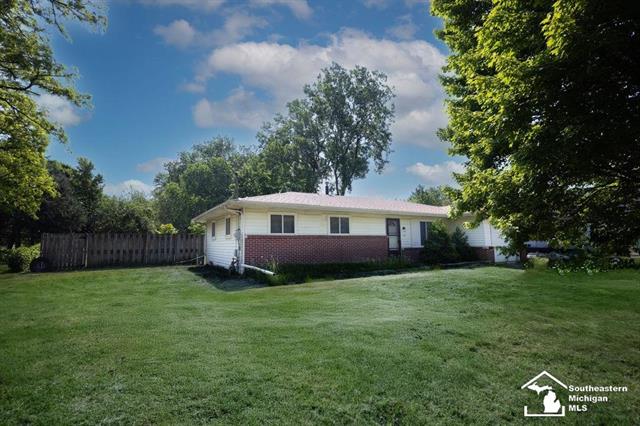 front view picture of 6200 Jackman Road, Temperance, MI. 48182