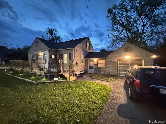 front view picture of 3018 W Dartmouth Street, Flint, MI. 48504