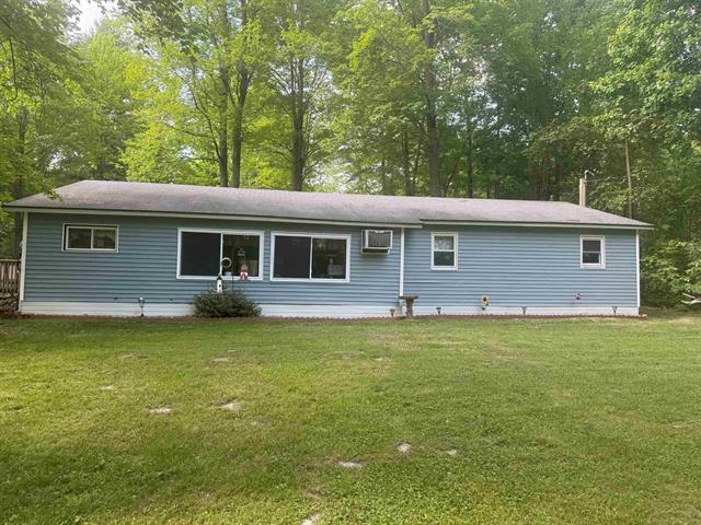 front view picture of 2100 W Jennings Road, Lake City, MI. 49651