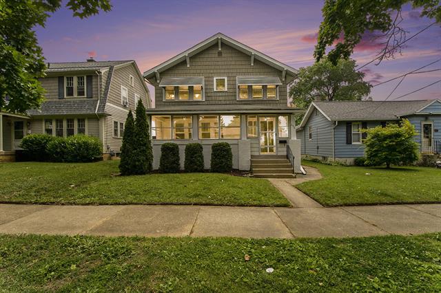 front view picture of 258 Richards Avenue Sw, Grand Rapids, MI. 49504