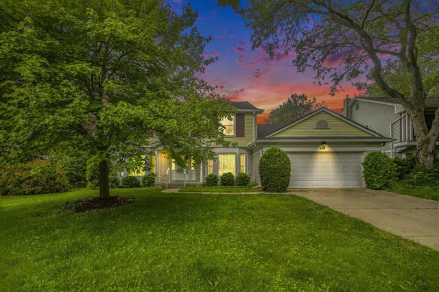 front view picture of 1349 King George Boulevard, Ann Arbor, MI. 48108