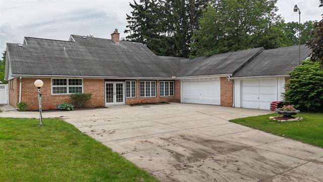 front view picture of 57081 M 51 S, Dowagiac, MI. 49047