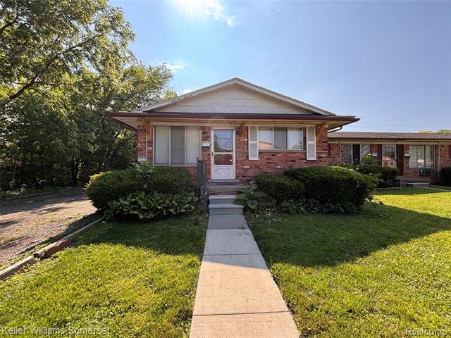 front view picture of 4070 Agnes Avenue, Lincoln Park, MI. 48146