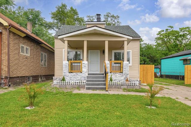 front view picture of 17580 Orleans Street, Highland Park, MI. 48203