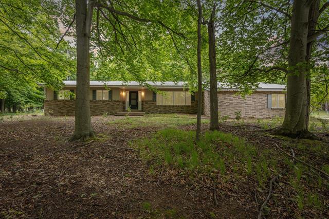 front view picture of 5041 Cannonsville, Lakeview, MI. 48850