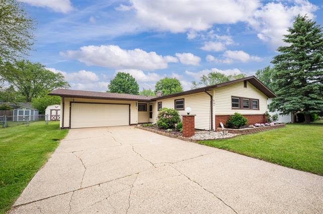 front view picture of 275 Benjamin Street, Benton Harbor, MI. 49022