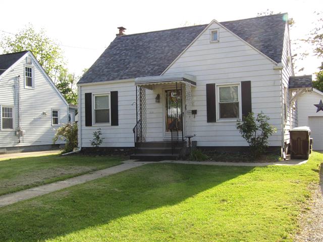 front view picture of 736 State Street, Adrian, MI. 49221