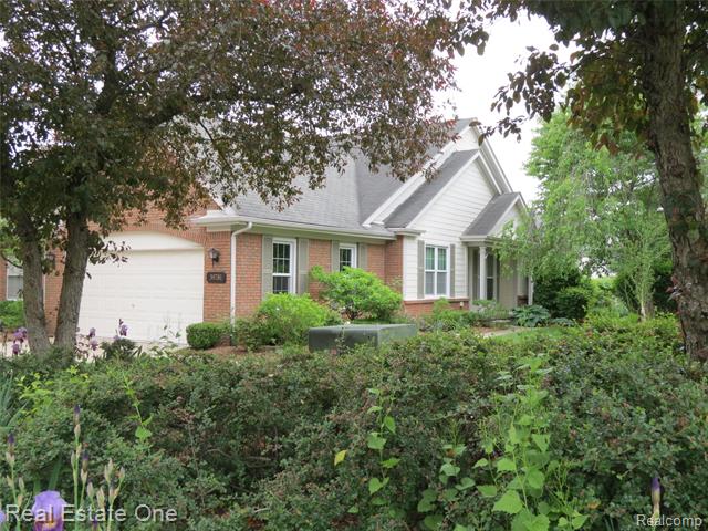 front view picture of 39781 Walker Court, Northville, MI. 48168