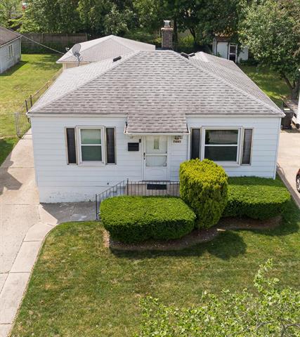front view picture of 7491 Dacosta, Redford, MI. 48239