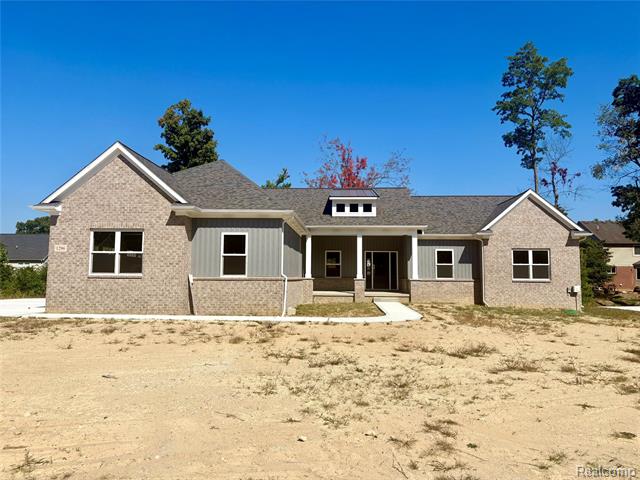 front view picture of 1296 Blue Ridge Parkway, White Lake, MI. 48383