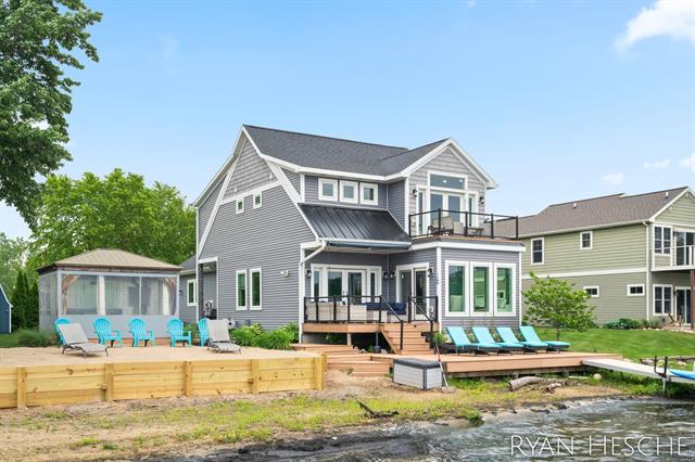 front view picture of 2641 Freshwater Cove Drive, Lake Odessa, MI. 48849