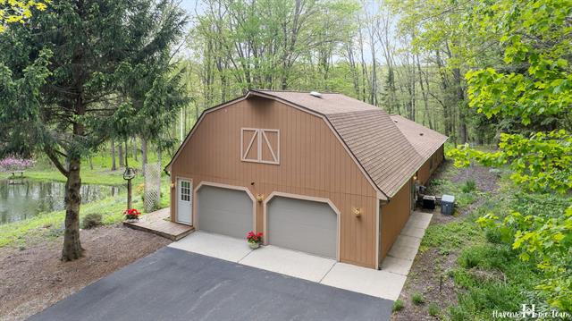 front view picture of 2989 Gulliford Trail Se, Lowell, MI. 49331