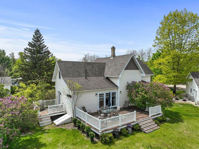 front view picture of 9801 Cherry Bend Road, Traverse City, MI. 49684