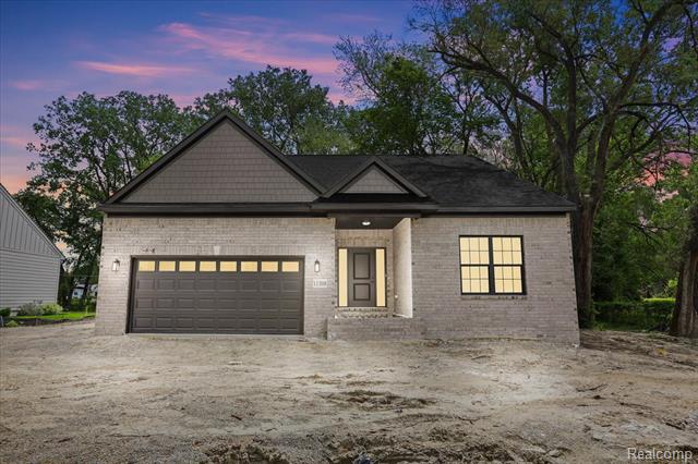 front view picture of 11308 Merriman Road, Livonia, MI. 48150