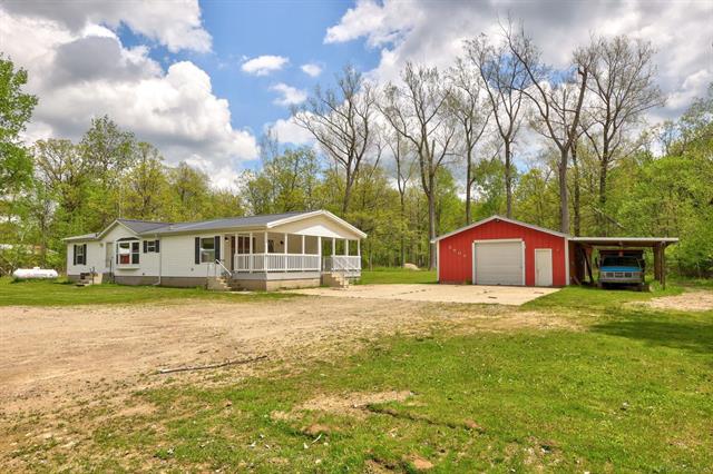 front view picture of 3909 Higgins Road, Vassar, MI. 48768