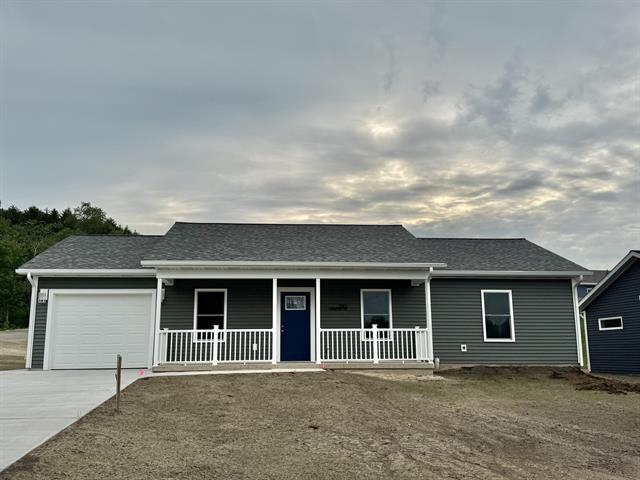 front view picture of 281 Aspen Hill Drive, Shelby, MI. 49455