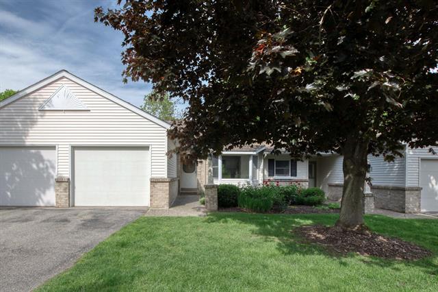 front view picture of 81 Skyline Circle Nw, Grand Rapids, MI. 49504