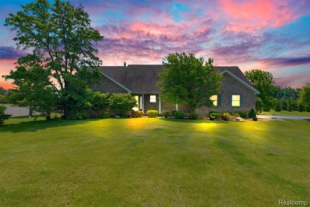 front view picture of 5562 Sheridan Line Road, Croswell, MI. 48422