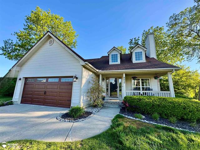front view picture of 4217 Maplewood Meadows Avenue, Grand Blanc, MI. 48439