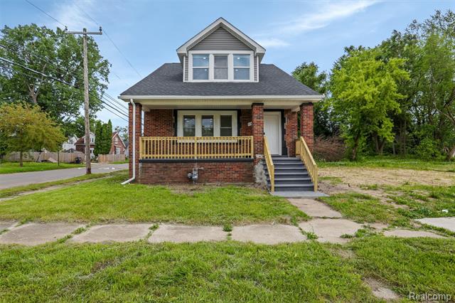 front view picture of 11864 Maiden Street, Detroit, MI. 48213