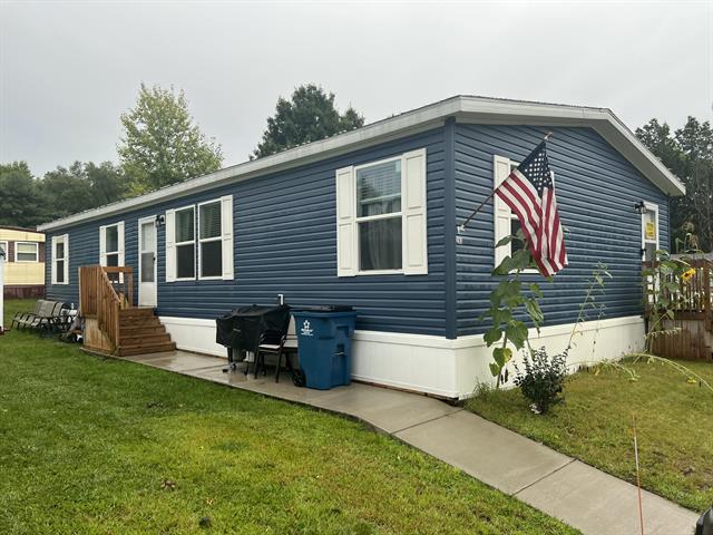 front view picture of 283 Timber Lane, Battle Creek, MI. 49037