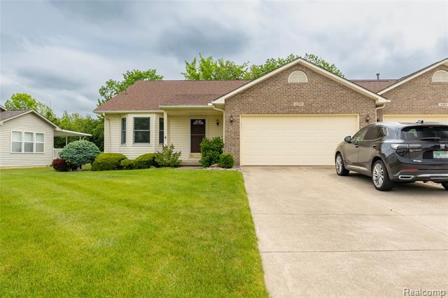 front view picture of 4359 Springbrook Drive, Swartz Creek, MI. 48473