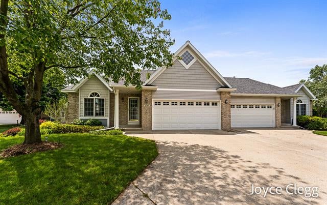 front view picture of 2767 Sandpiper Lane, Holland, MI. 49424