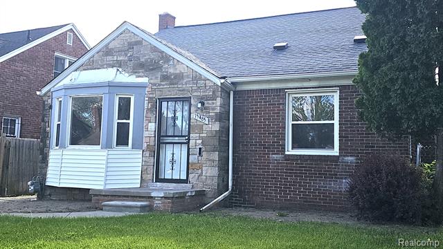 front view picture of 15465 Murray Hill, Detroit, MI. 48227