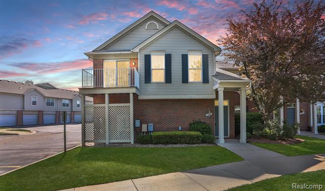 front view picture of 43940 Elm Drive, Sterling Heights, MI. 48313