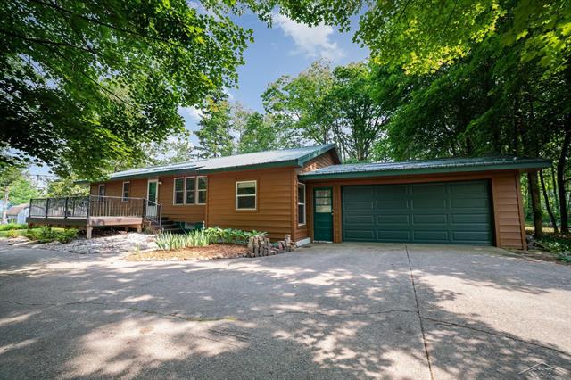 front view picture of 441 Hillcrest Drive, Lake, MI. 48632