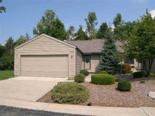 front view picture of 2448 Valley Oaks Circle, Flint, MI. 48532