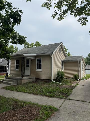 front view picture of 212 W Union Street, Morenci, MI. 49256
