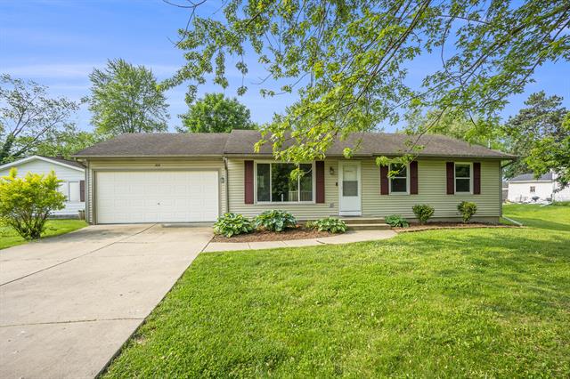 front view picture of 308 Della Street, Portage, MI. 49002