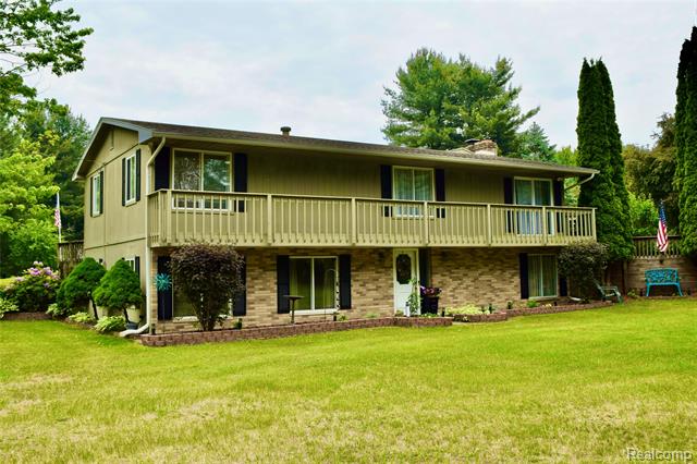 front view picture of 12263 W Coldwater Road, Flushing, MI. 48433