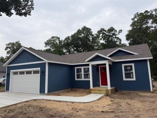 front view picture of 1243 Marquette Avenue, Muskegon, MI. 49442