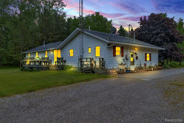 front view picture of 5405 Walker Road, Carsonville, MI. 48419