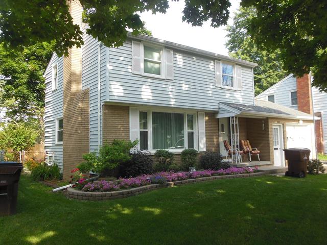 front view picture of 1225 N Magnolia Avenue, Lansing, MI. 48912
