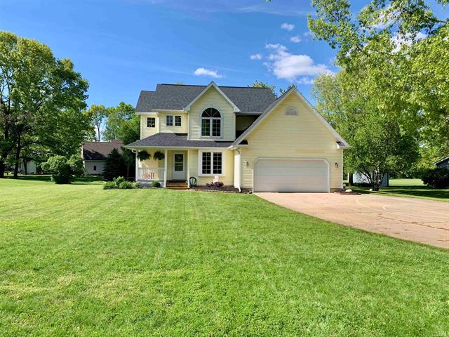 front view picture of 8661 Riverbend Drive, Portland, MI. 48875