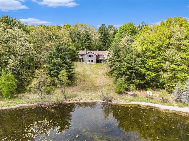 front view picture of 7431 W Buchanan Road, Shelby, MI. 49455