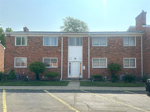 front view picture of 29330 Hoover Road, Warren, MI. 48093