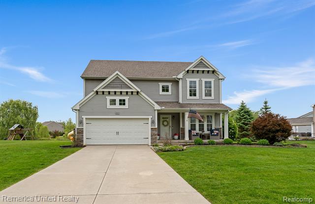 front view picture of 287 Shinnecock Drive, Brighton, MI. 48114