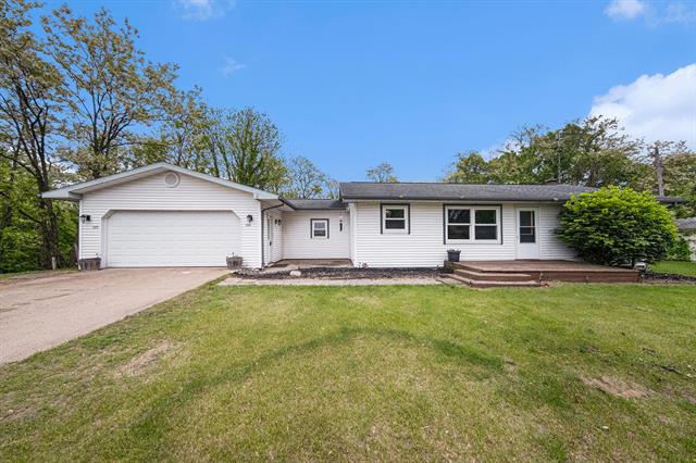 front view picture of 3225 Fishville Road, Grass Lake, MI. 49240