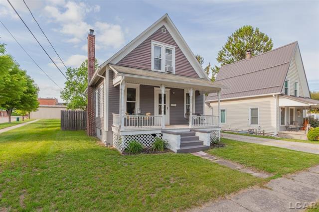 front view picture of 134 W Lagrange Street, Morenci, MI. 49256