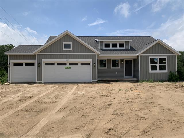 front view picture of 1098 N Washington Street Se, Lowell, MI. 49331