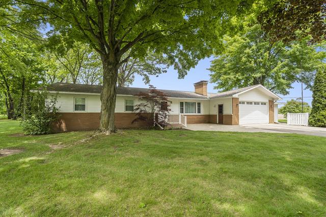 front view picture of 26112 Diana Drive Drive, Sturgis, MI. 49091