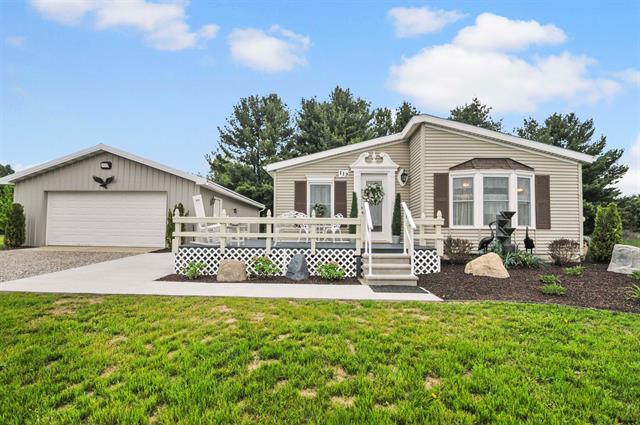 front view picture of 112 Eastland Drive, Leroy, MI. 49655