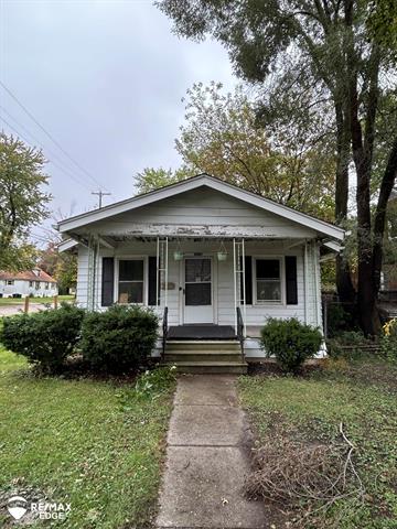 front view picture of 1634 Delaware Street, Saginaw, MI. 48602
